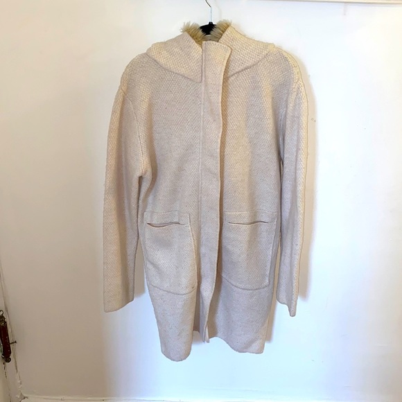 Zara Knit Zip Long Cardigan with Faux Fur Hood and Zipper closure - Picture 2 of 8